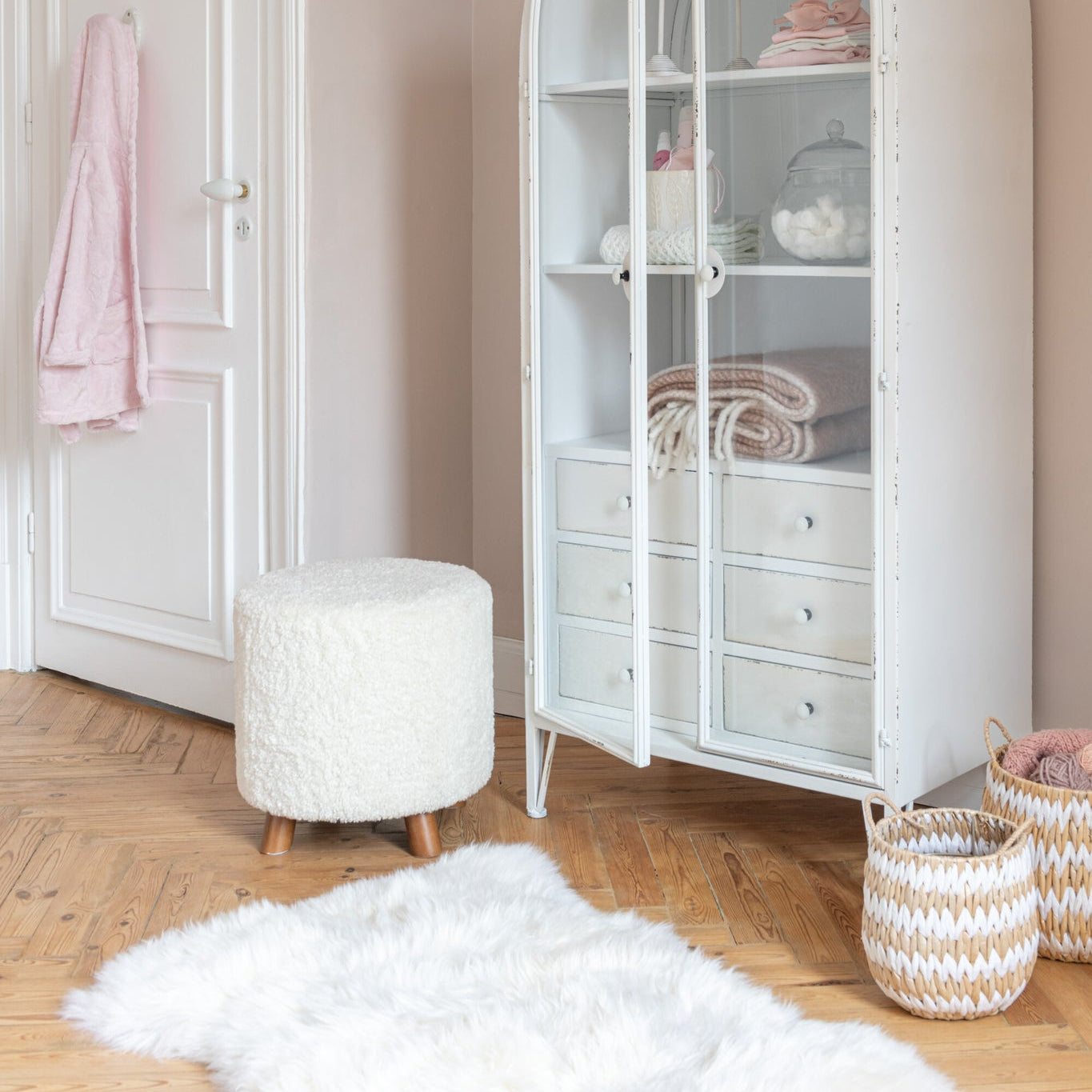 Poef Schaap Wit J-Line