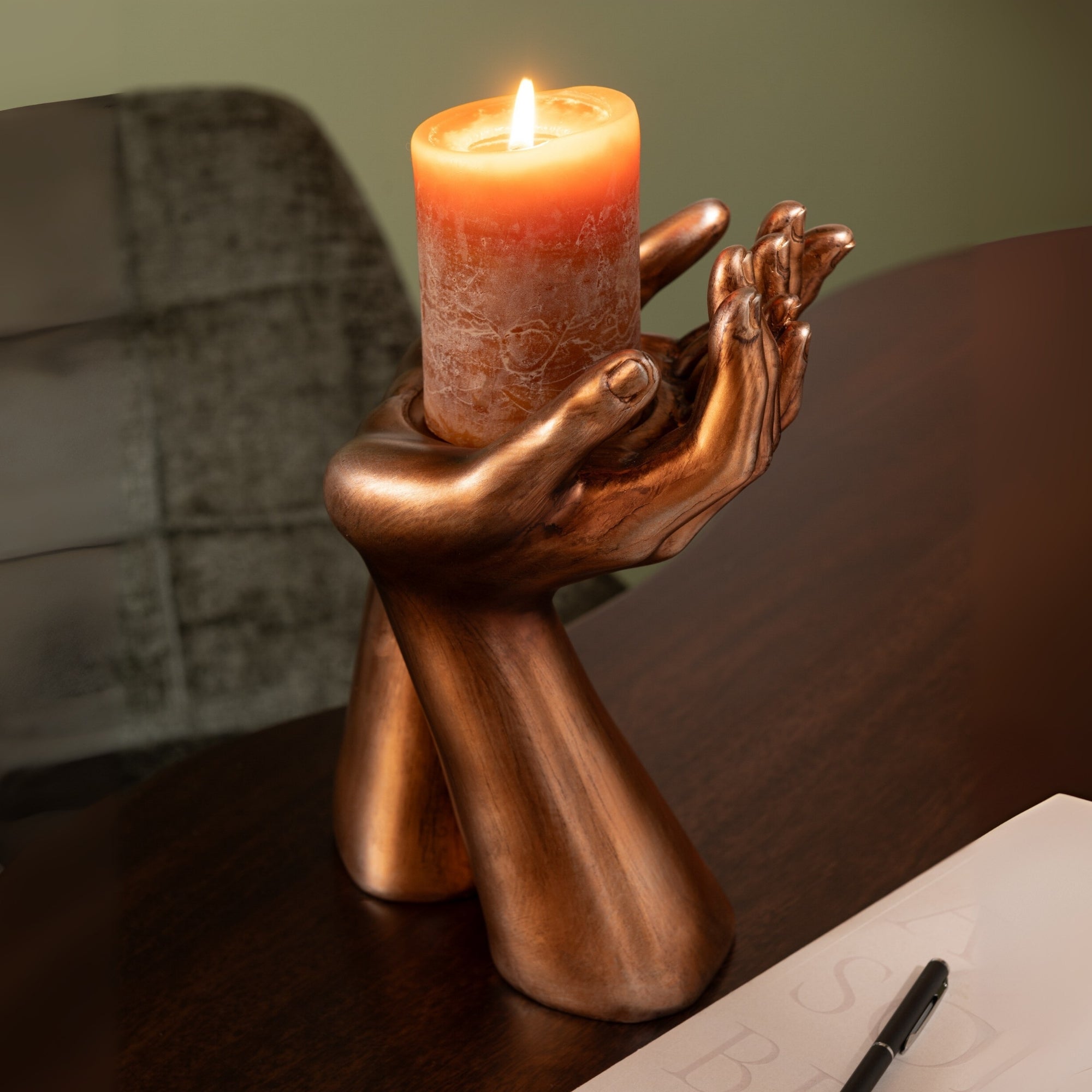 Kandelaar Handen Resine Koper J-Line