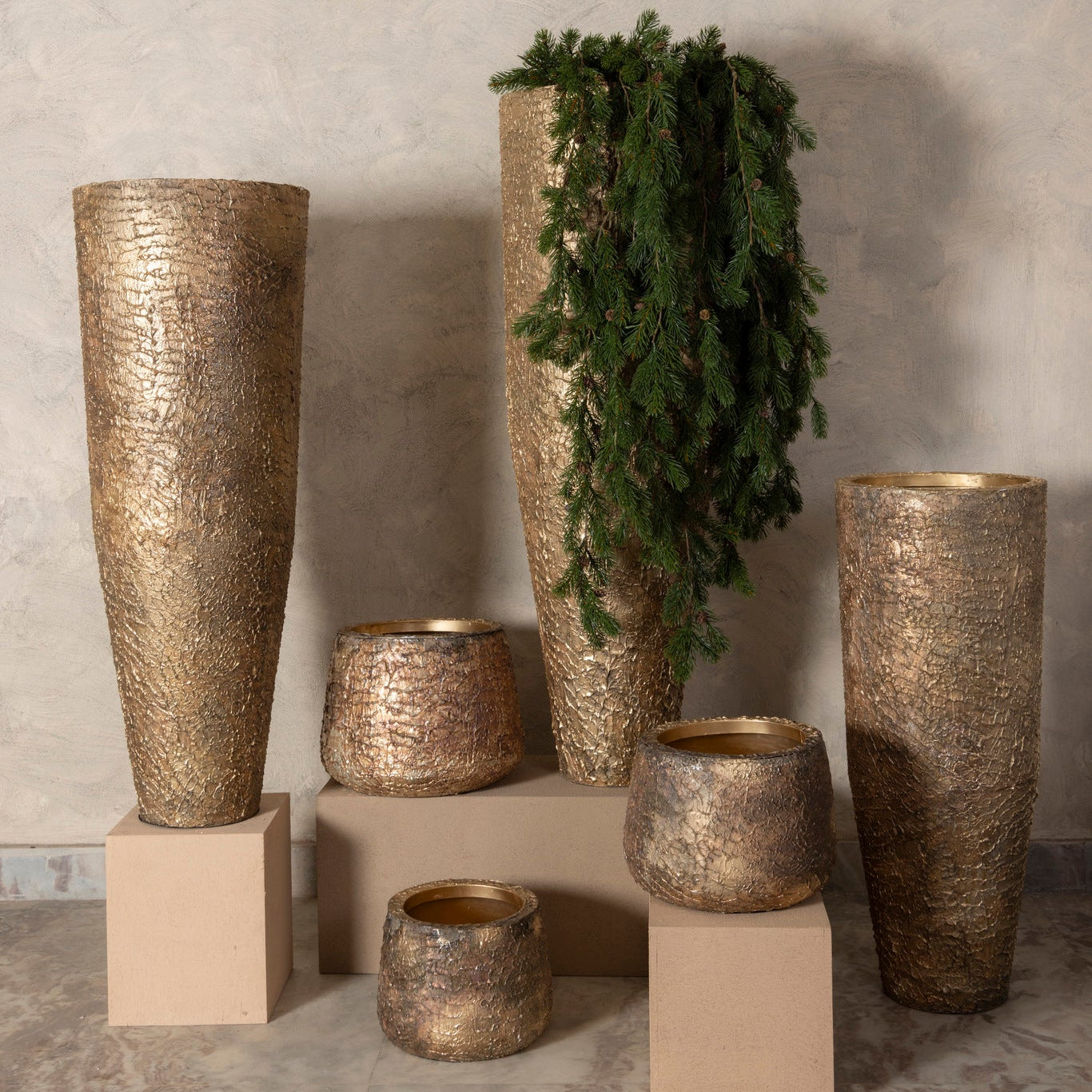 Simona Gold Antique Iron Pot High S 34x34x84cm PTMD