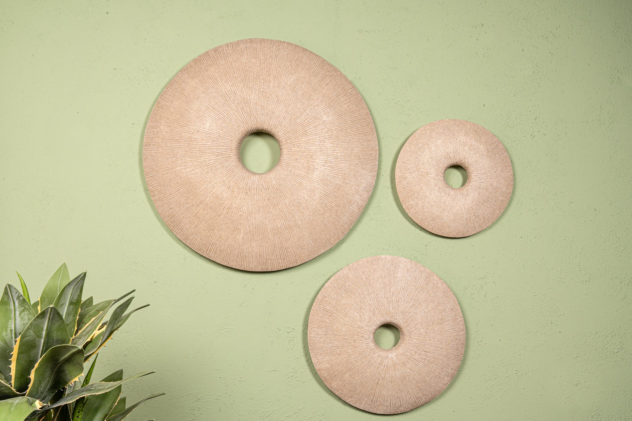 Kathelle Cream Poly Round Sandstone Wallpanel M PTMD
