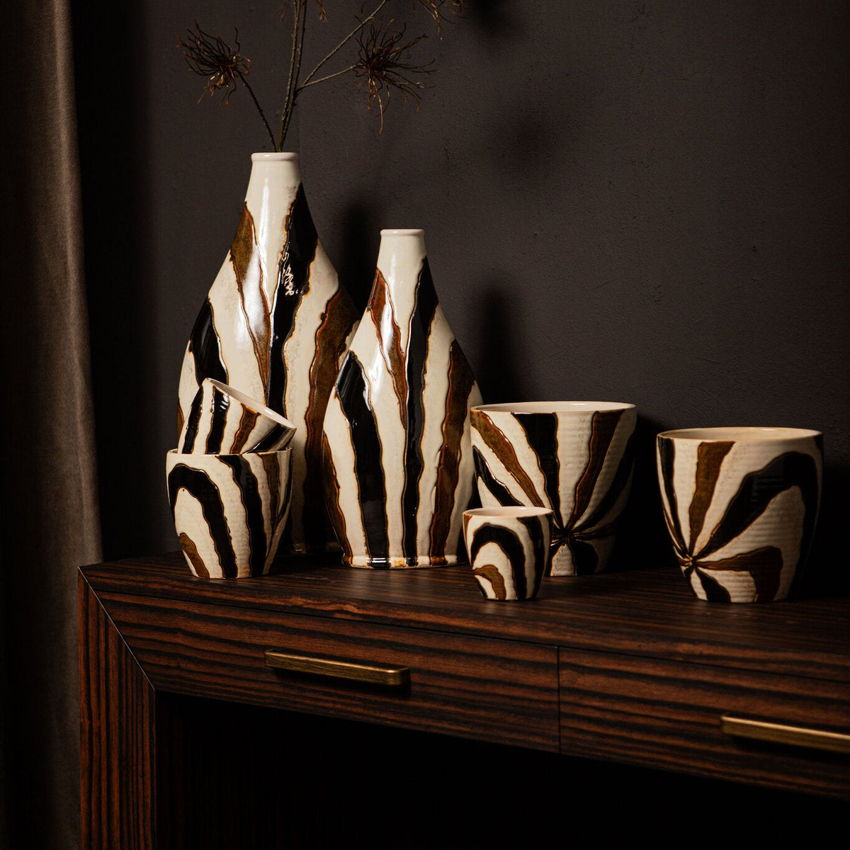 Evelin Dark Brown Oval Ceramic Vase With Lines S 23x15x44.5cm PTMD