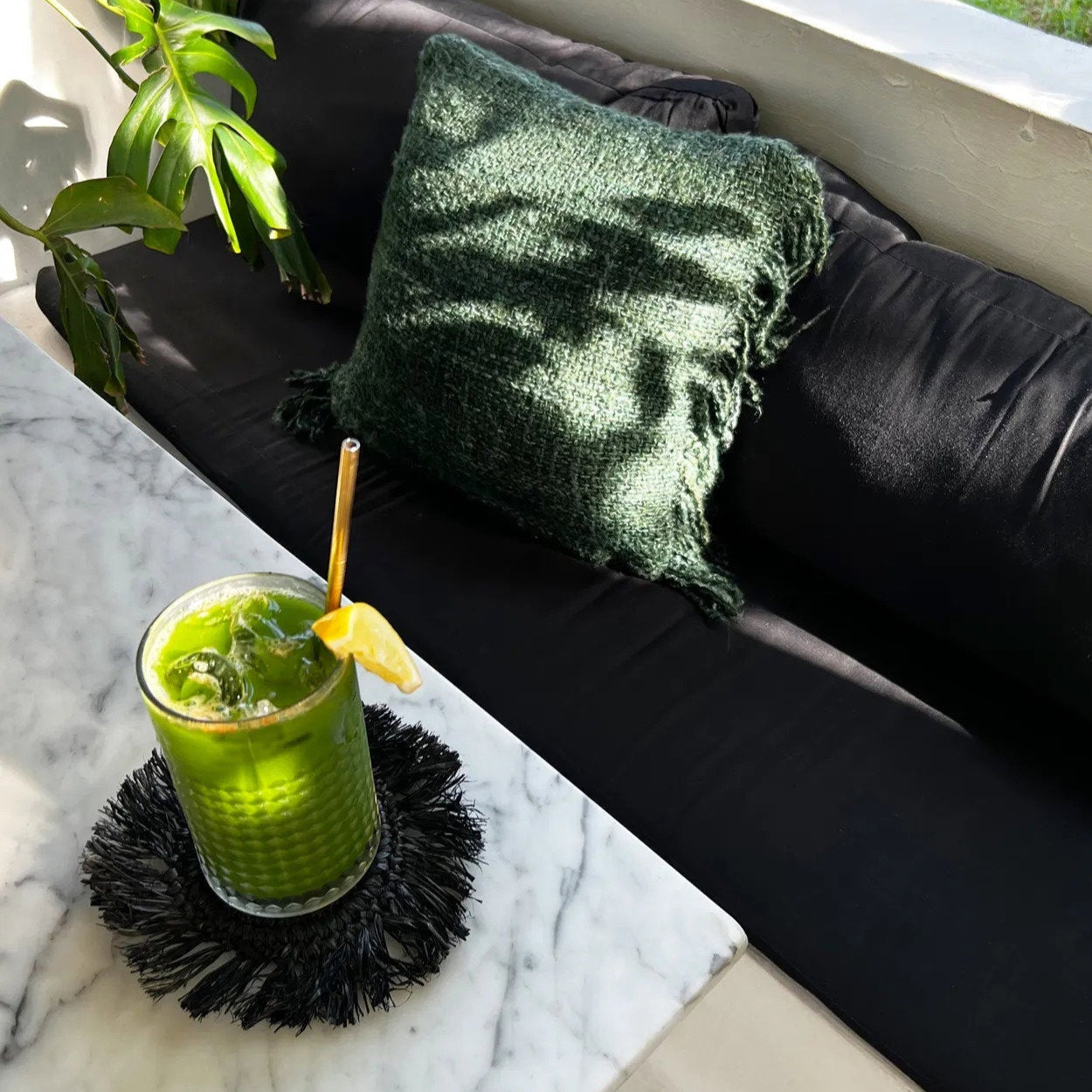 De Fringe Raffia Onderzetter - Zwart