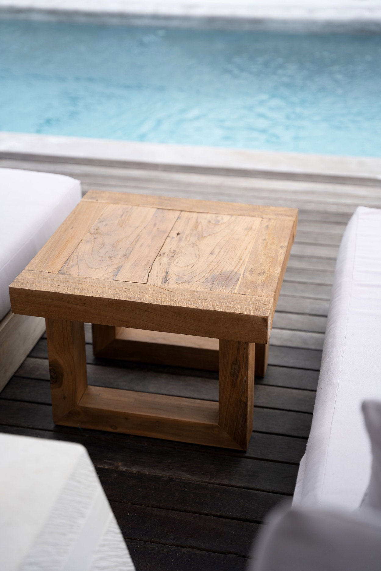 De Reclaimed Teak Bijzettafel Naturel Bazar Bizar