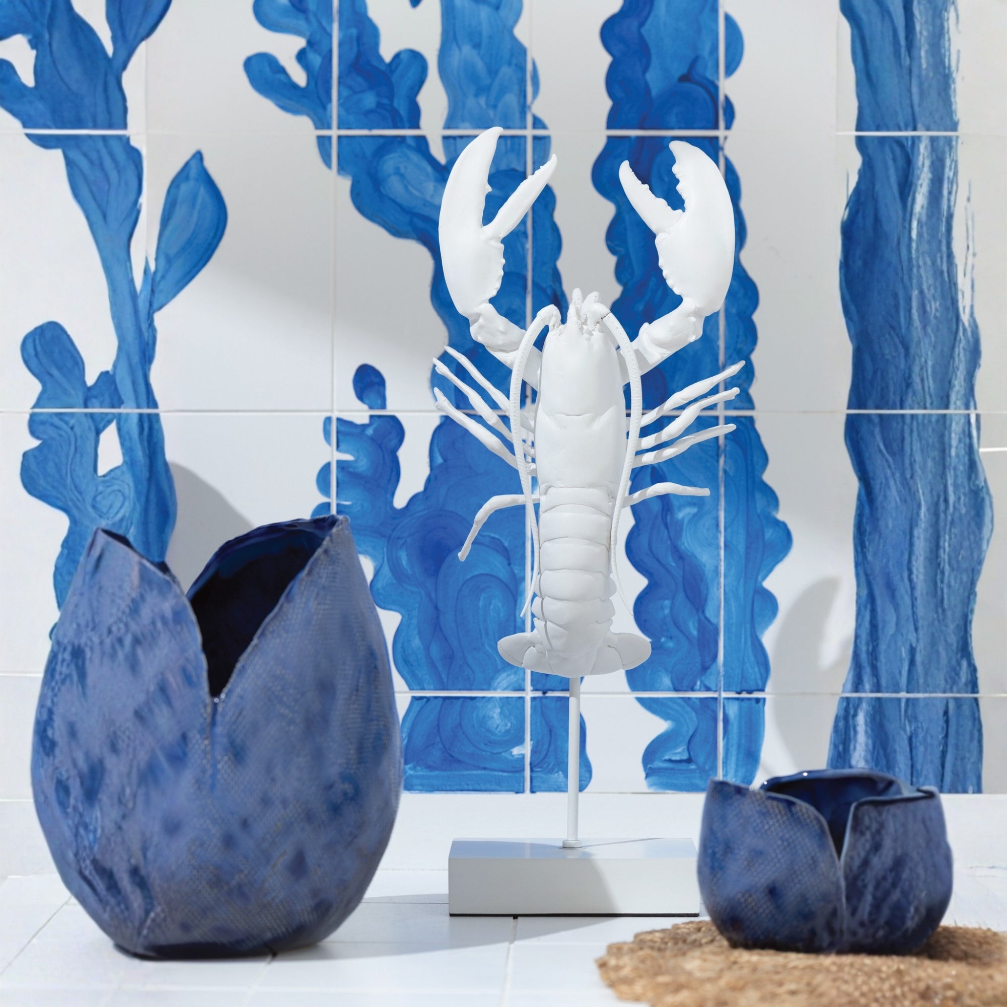 Kreeft Op Voet Polyresin Wit J-Line