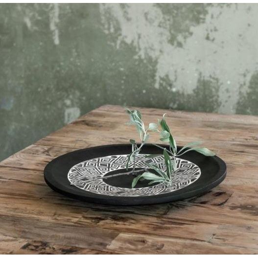 Teakhouten bord Tribal zijaanzicht MUST Living