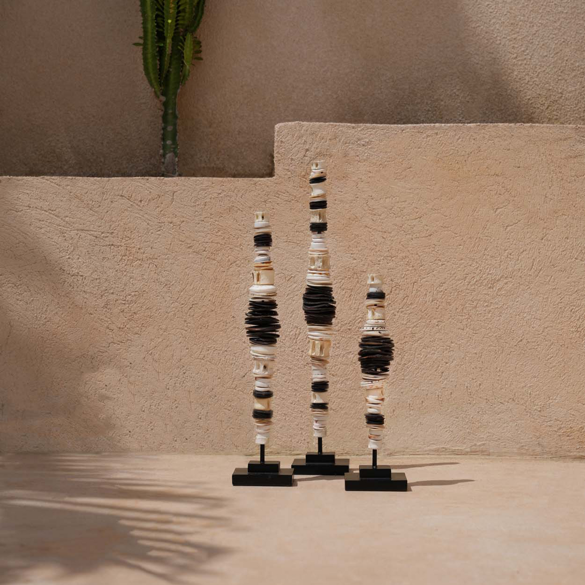 De Money Shell op Stand - S - Ornament - Bazar Bizar - livinglovely.nl