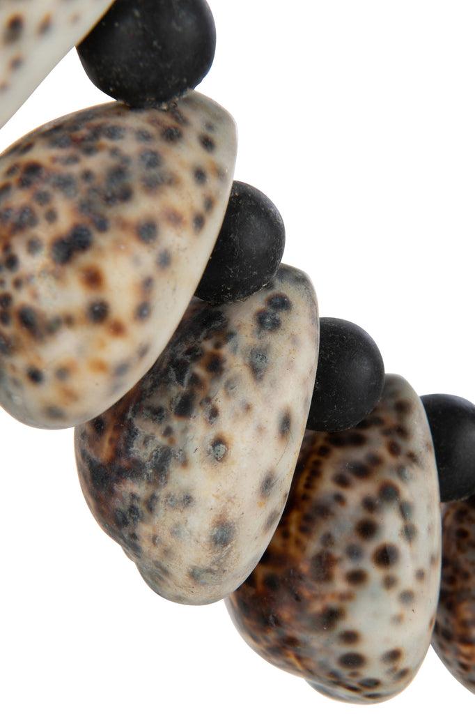 Decoratie Op Voet Schelp Zwart - Ornament - J-Line - livinglovely.nl