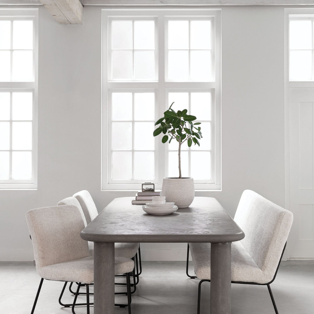 Scala Clio eettafel Dusk in modern interieur DTP Home