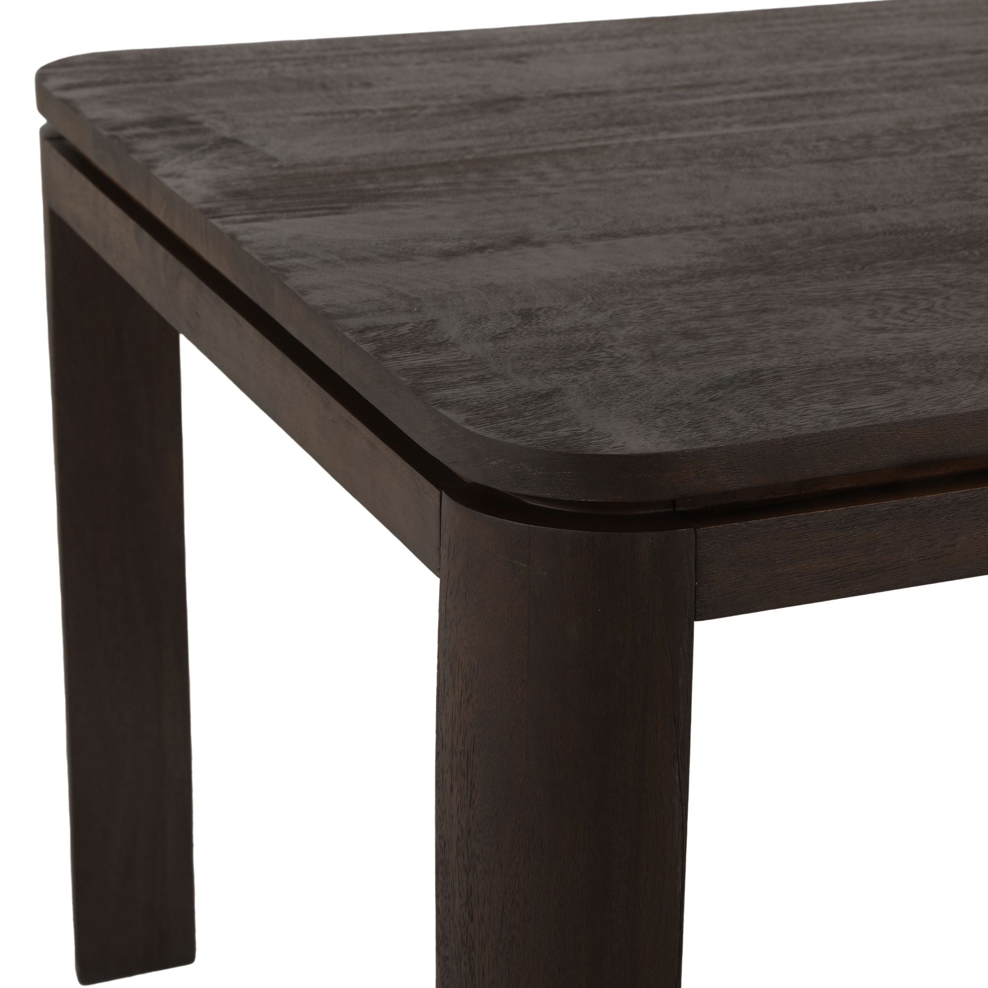 Eettafel Dallas van Starfurn, handgemaakt met warme bruine houtnerf