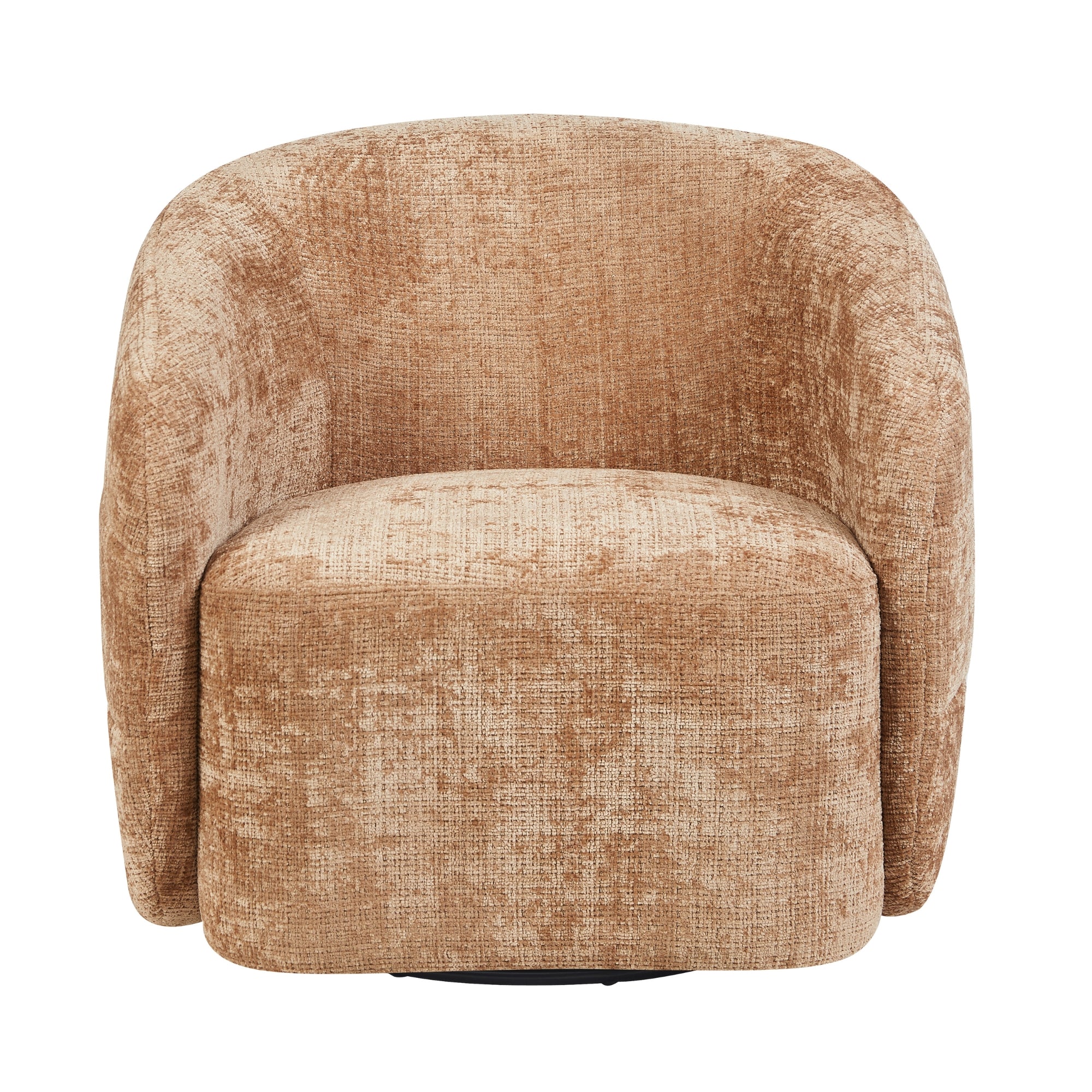 Fauteuil Yara Cinnamon van Starfurn als leesplek bij het raam met een schemerlamp