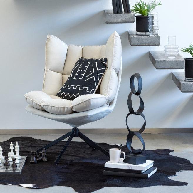 Figuur Ringen Op Voet Aluminium Zwart Large - Beeld - J-Line - livinglovely.nl