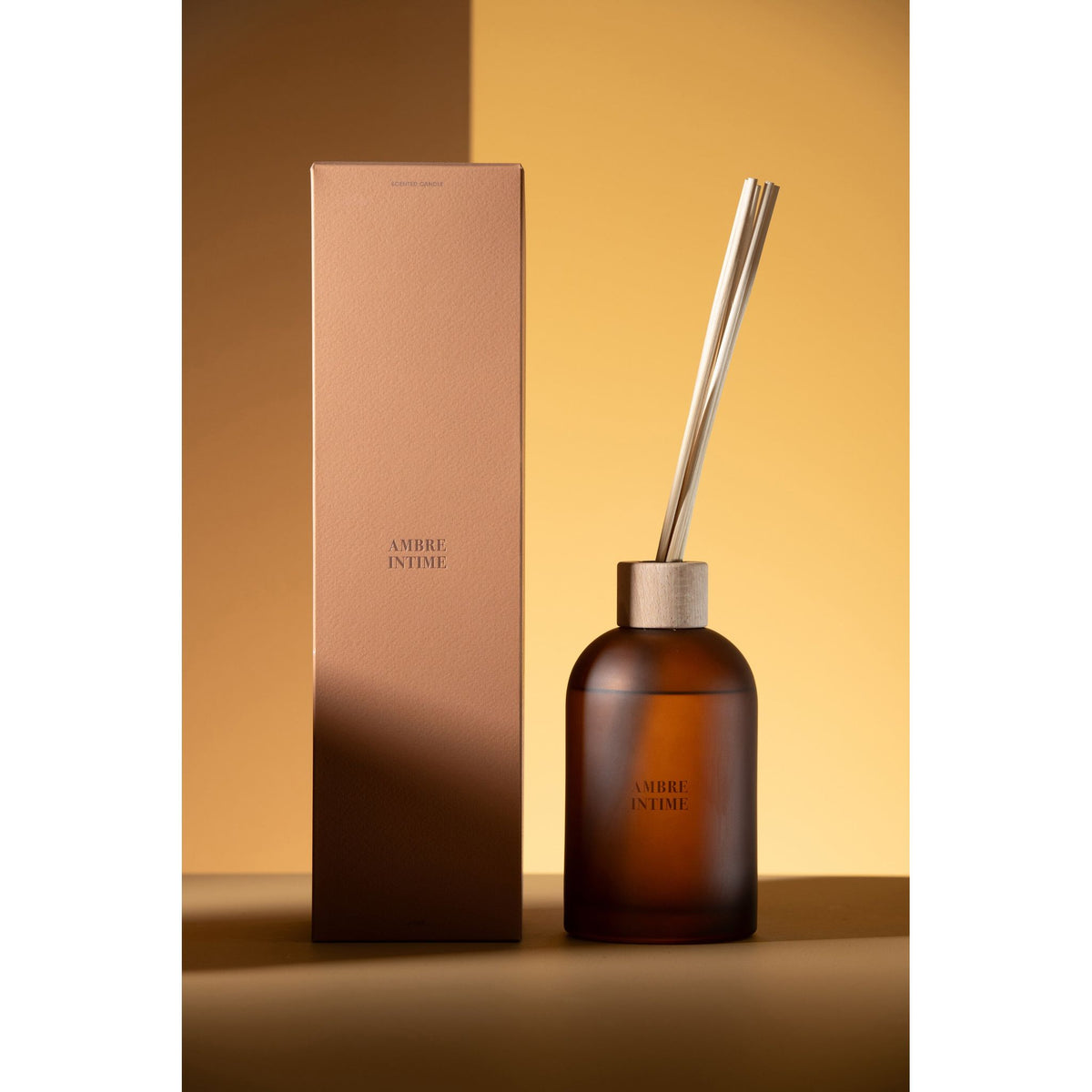 Geurstokjes Accords Essentiels Ambre Intime 550ml