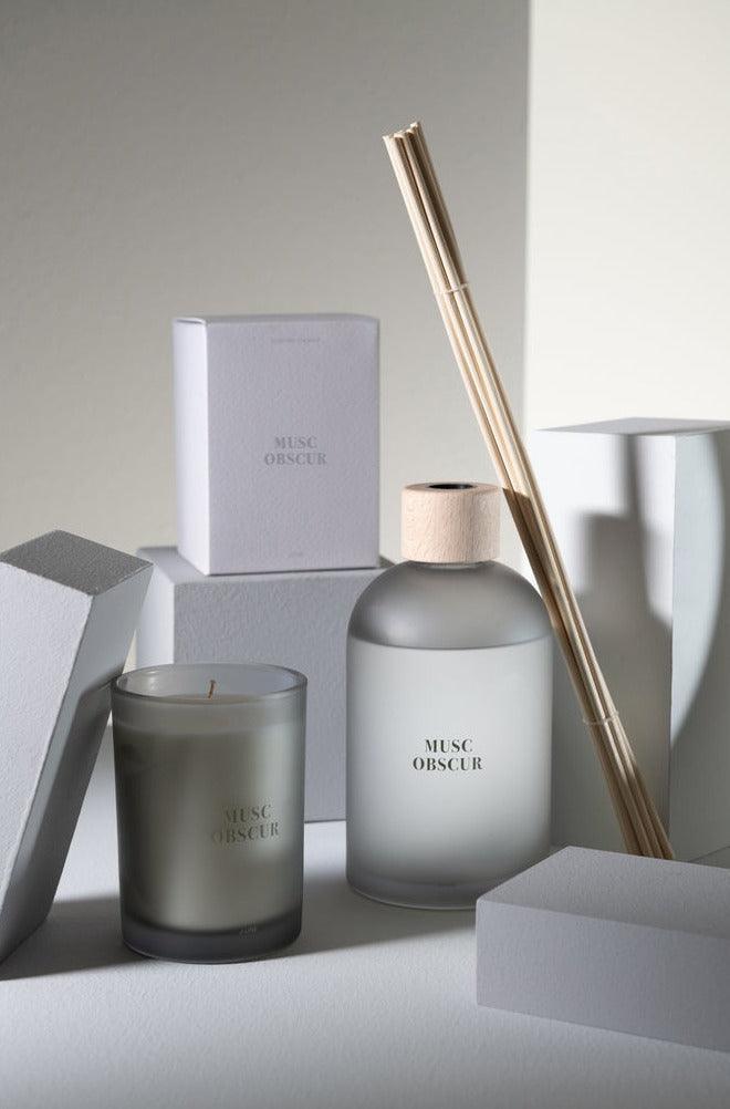 Geurstokjes Accords Essentiels Musc Obscur 550ml - Geurstokjes - J-Line - livinglovely.nl