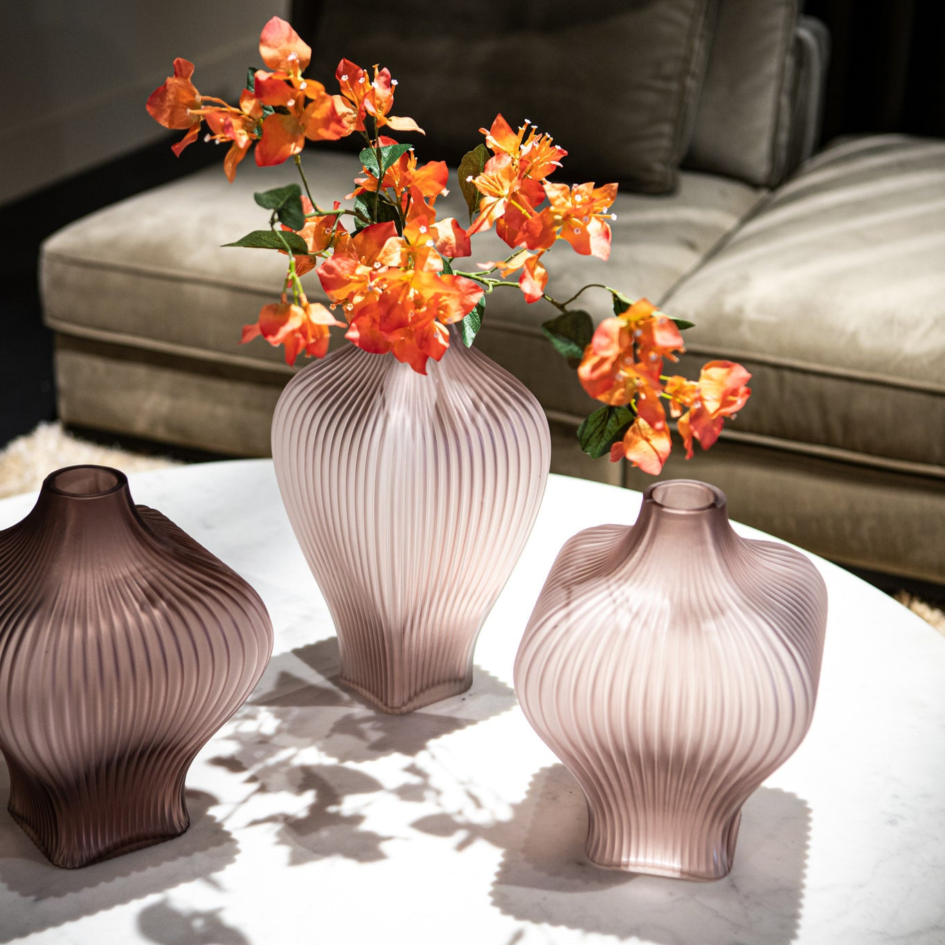 Halde Light Purple Solid Glass Vase Ribbed High Dia19H37cm PTMD - Vaas - PTMD - livinglovely.nl