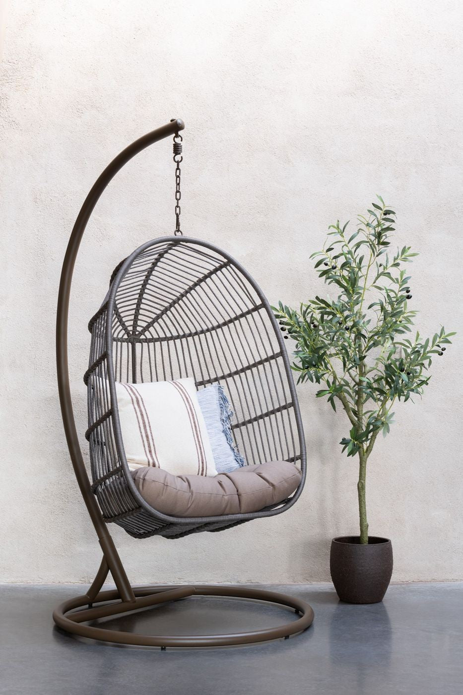 Hangstoel+Kussen Egga Metaal/Koord Bruin - Hangstoel - J-Line - livinglovely.nl