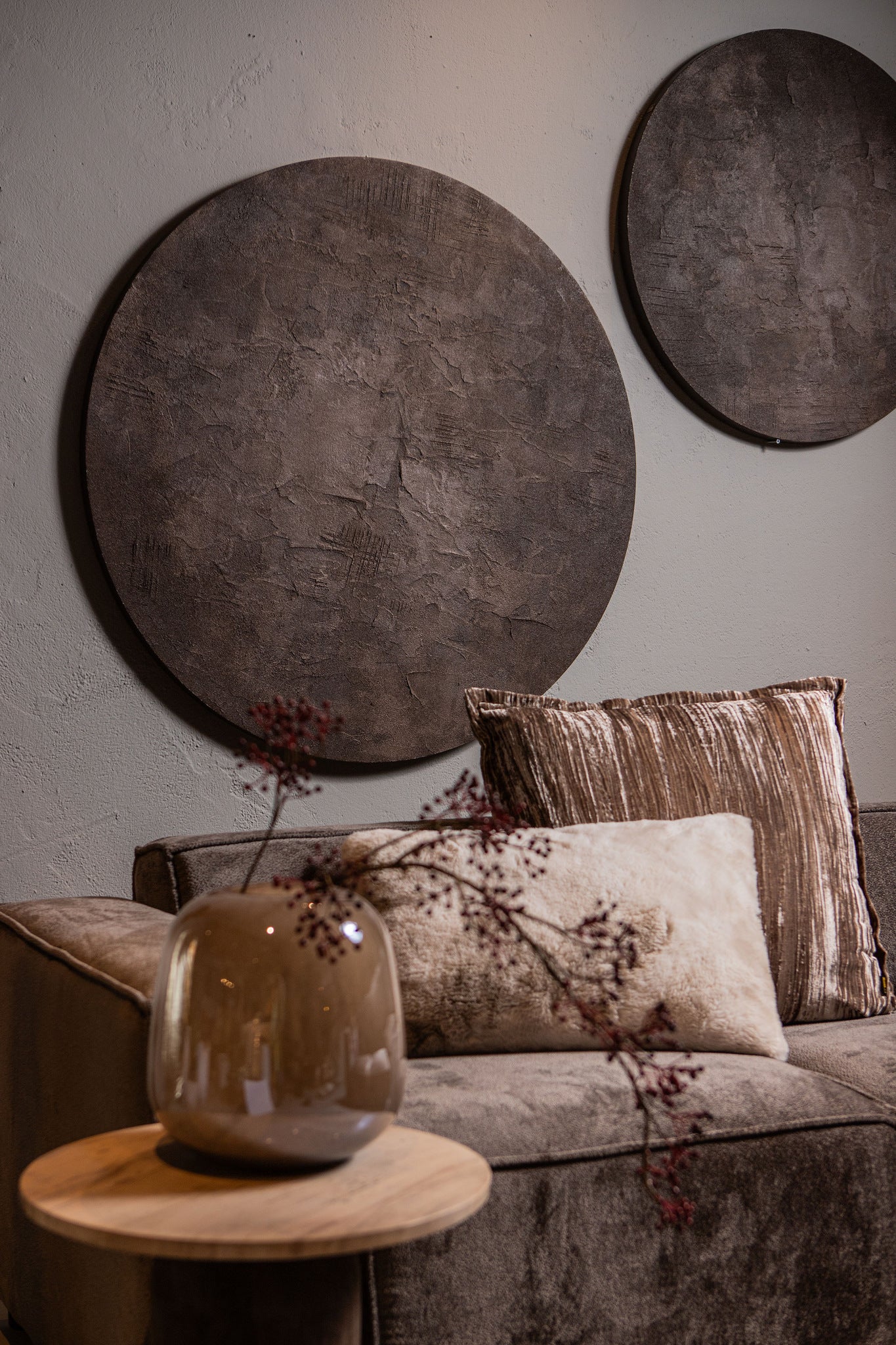 Kemp Brown Canvas Painting Rough Round L Dia 120x3cm PTMD - Wandpaneel - PTMD - livinglovely.nl