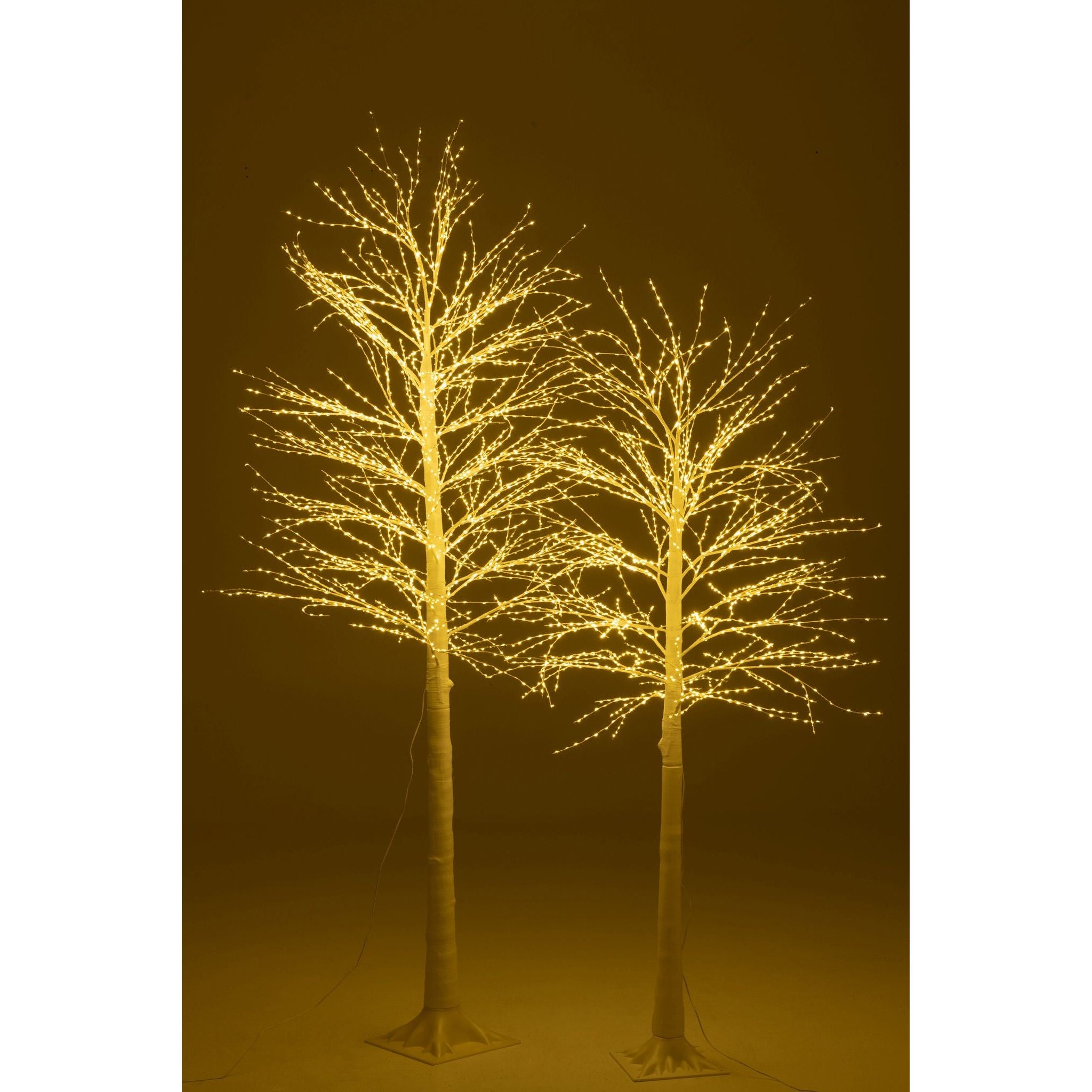Kerstboom 3000 Led Plastiek Wit Large H210cm van J-Line, witte kerstboom van plastiek, detailopname van de constructie