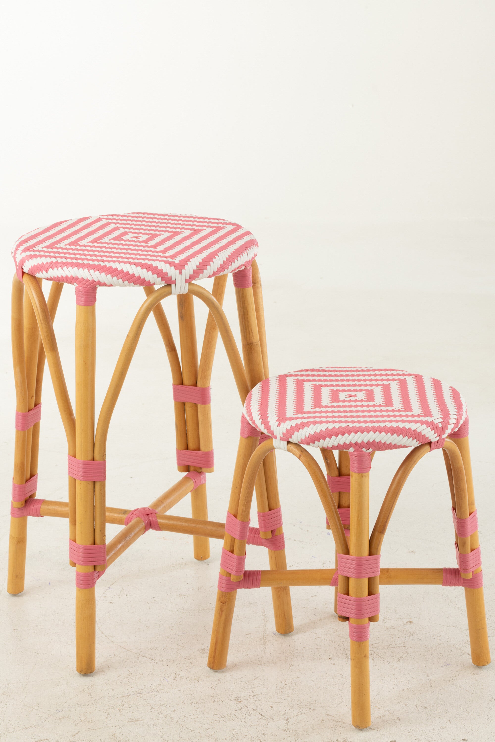 Kruk Rotan Roze Large - Barkruk - J-Line - livinglovely.nl