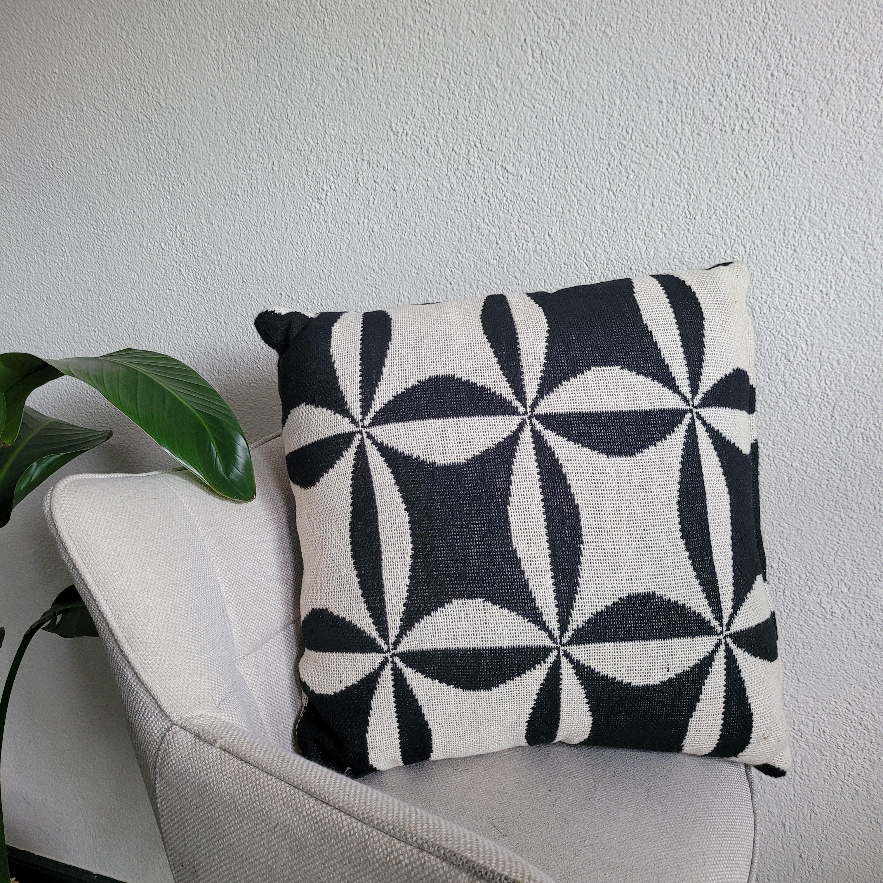 Kussen Ken - Kussen - Living Lovely - livinglovely.nl