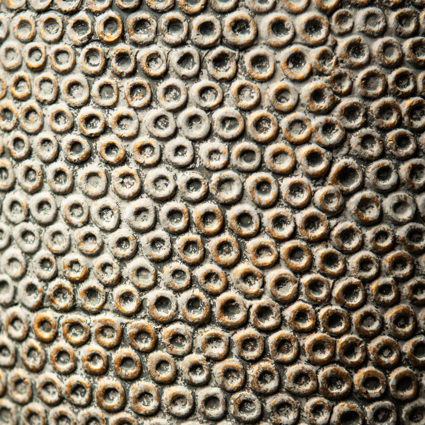 Laim Grey Cement Round Pot Dots Pattern Base XXL Dia40xH40cm PTMD - Pot - PTMD - livinglovely.nl