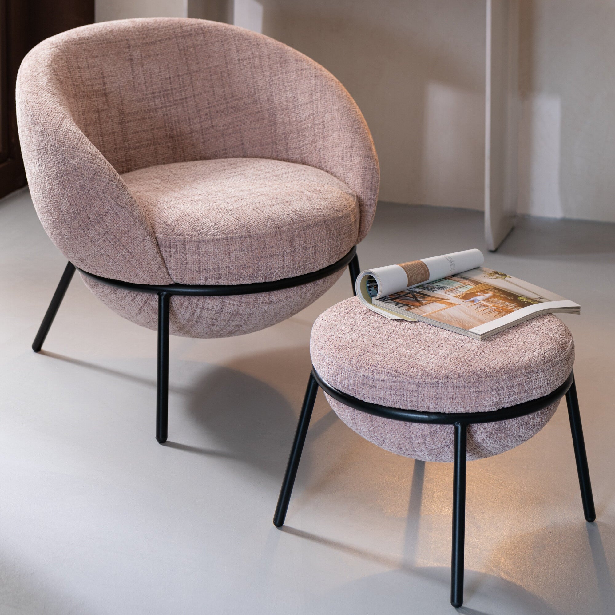 Loungstoel + krukje Napoli Licht Roze J-Line - Loungestoel - J-Line - livinglovely.nl