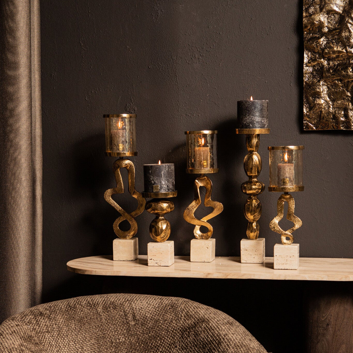 Malines Gold Casted Alu Candleholder On Base S PTMD - Kaarshouder - PTMD - livinglovely.nl