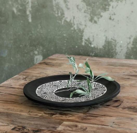 MUST Living Bord Tribal - Bord - MUST Living - livinglovely.nl