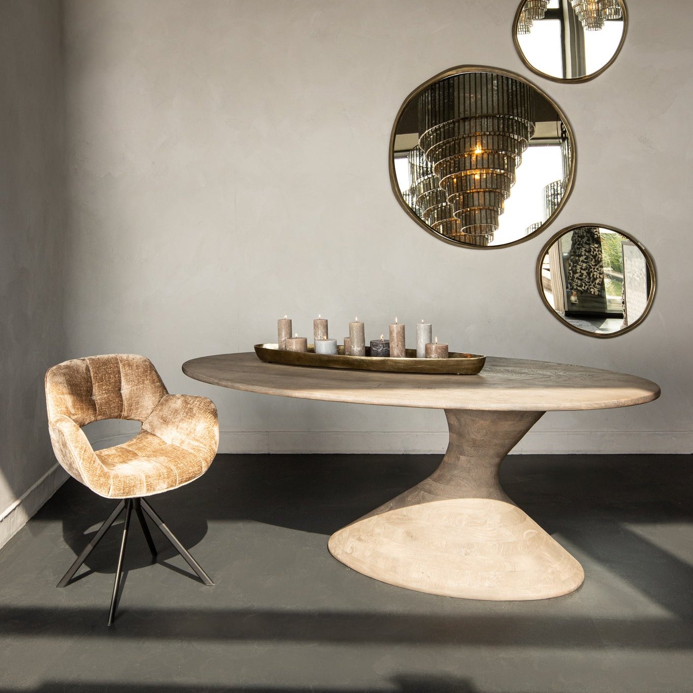 Nemo Grey mango wooden dining table oval 220cm PTMD - Eetkamertafel - PTMD - livinglovely.nl