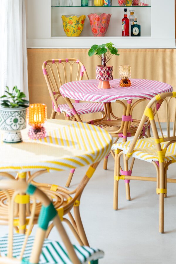 Eettafel Rotan Roze/Wit J-Line
