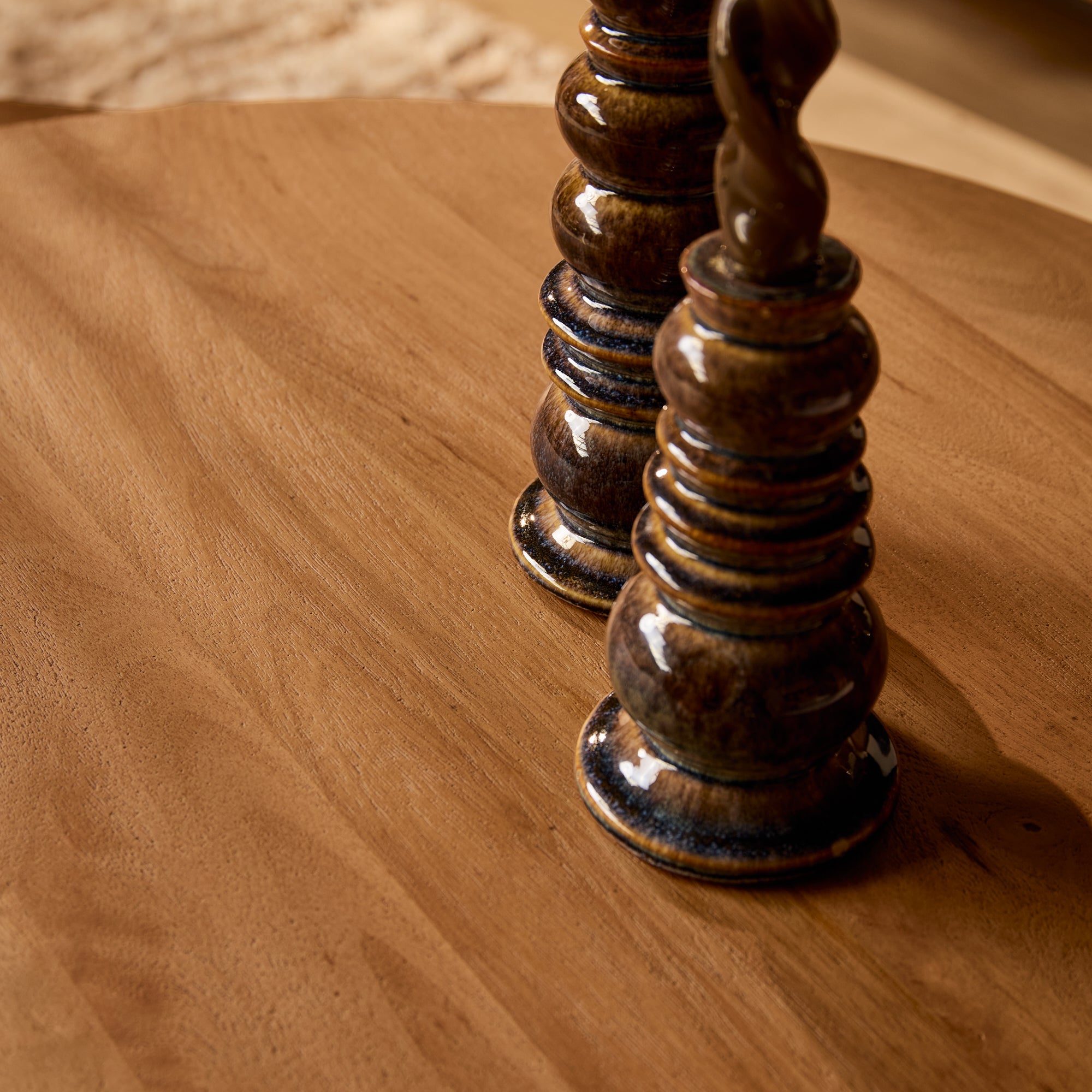 Ronde salontafel Madison 80cm van Starfurn bovenaanzicht van het ronde blad in mangohout