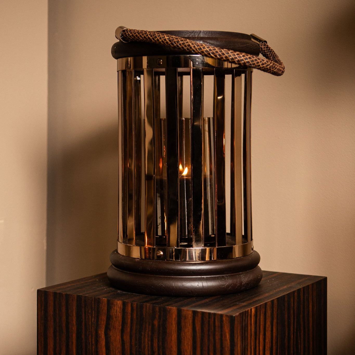 Sjorsh BrownGold Mango Wood St. Steel Lantern L PTMD - Lantaarn - PTMD - livinglovely.nl