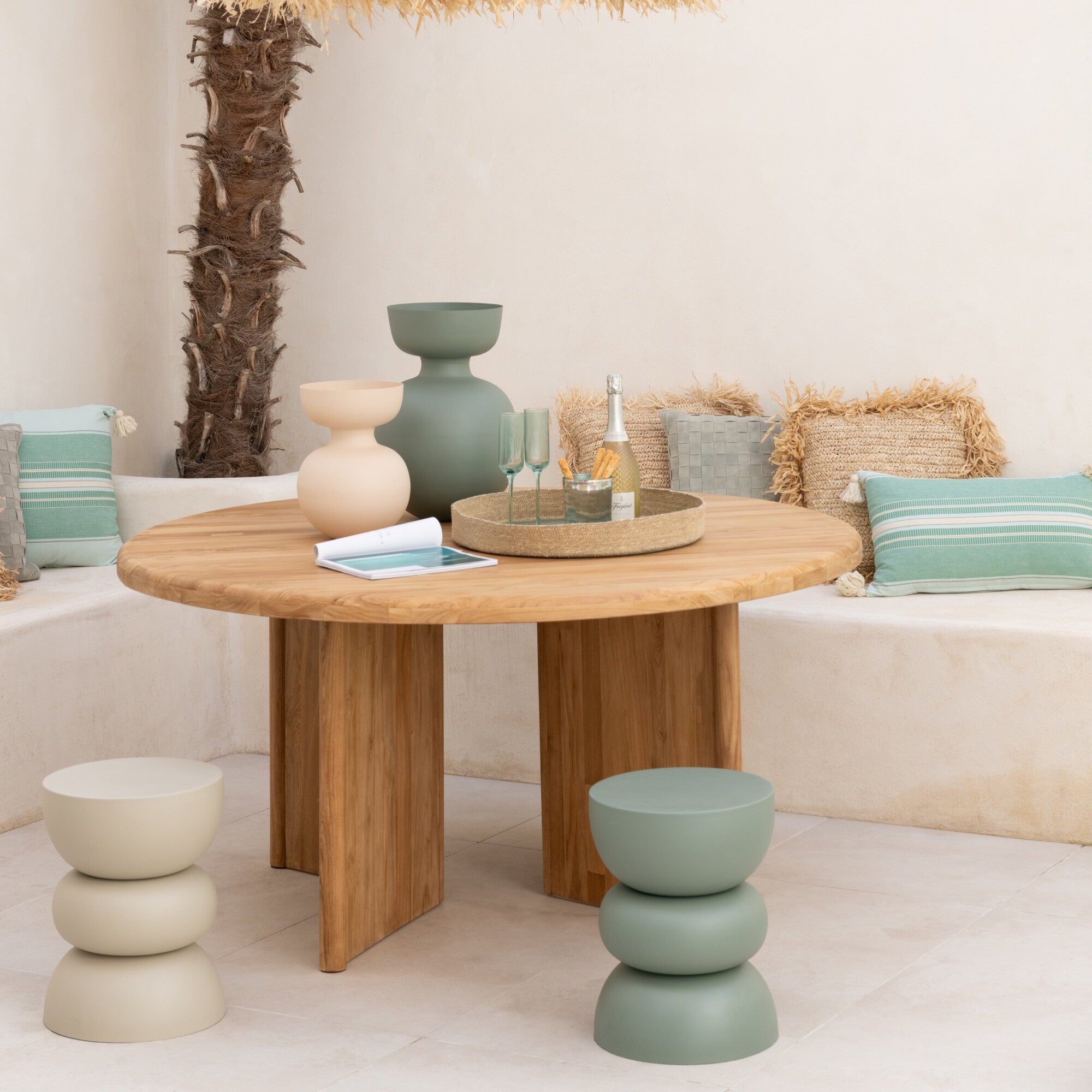 Tafel Rond Teak Hout Naturel Dia 150cmx75cm J-Line - Eetkamertafel - J-Line - livinglovely.nl