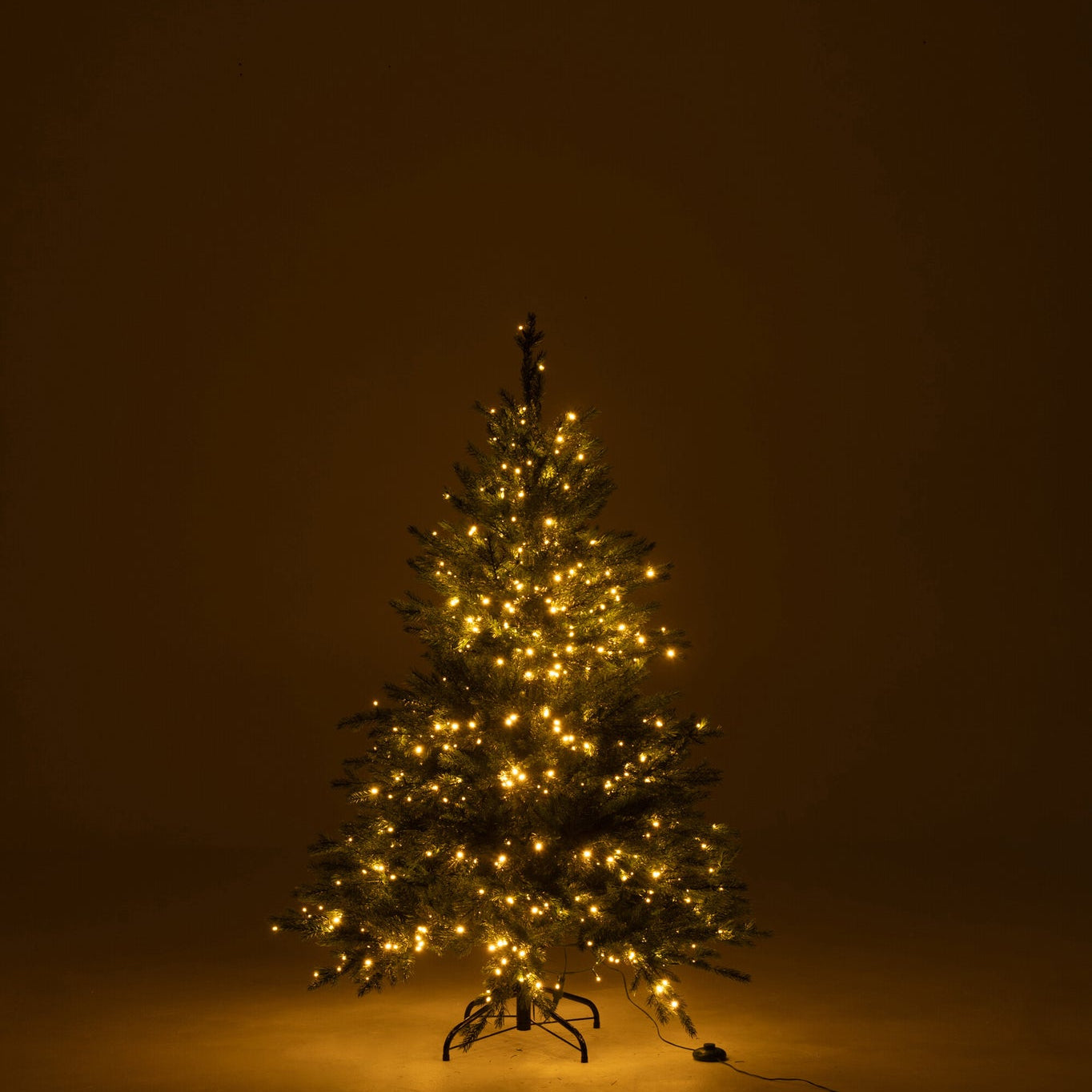 Tree 600 Led Dark Green Small - - J-Line - livinglovely.nl