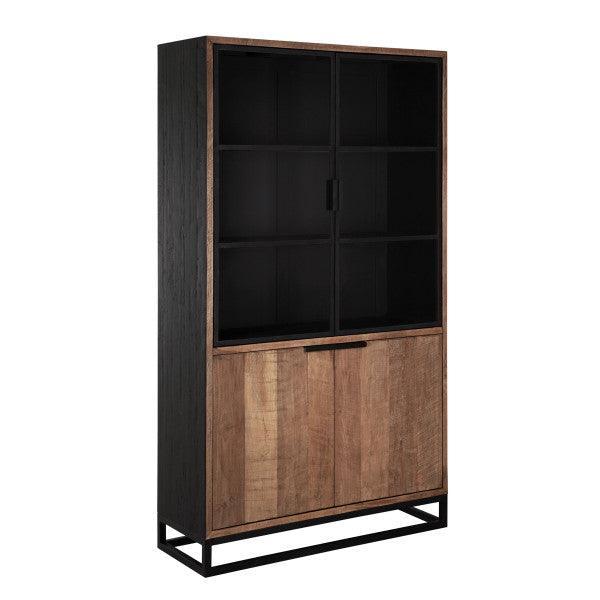 Vitrinekast Cosmo Small van DTP Home, detail van de metalen handgreep