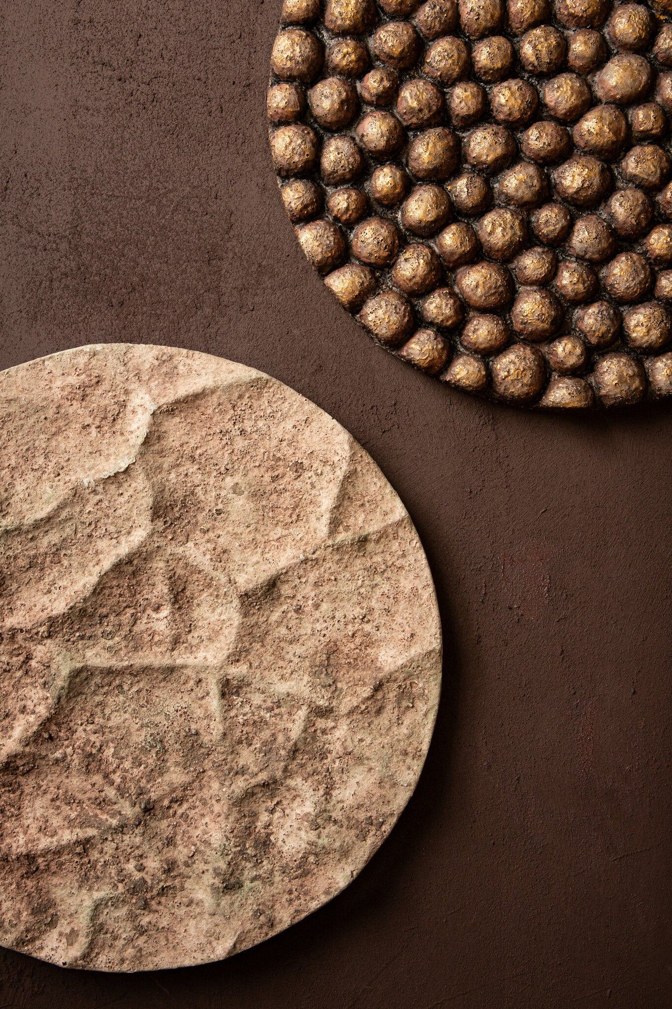 Wandpaneel Gen S - Ø50cm - Cement - Brons PTMD - Wandpaneel - PTMD - livinglovely.nl