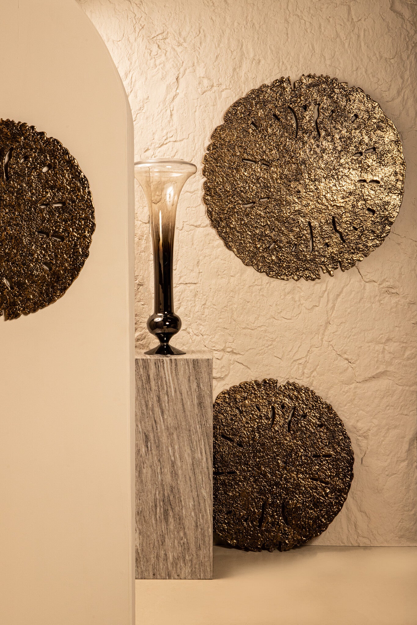 Wandpaneel Sandee - Ø61cm - Aluminium - Goud PTMD - Wandpaneel - PTMD - livinglovely.nl