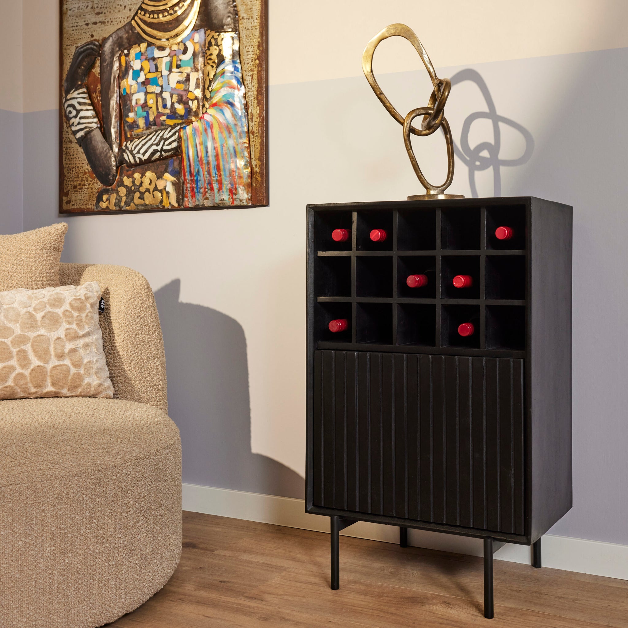 Wijnkast Madison met metalen frame in zwarte lak, 55 cm breed en 90 cm hoog