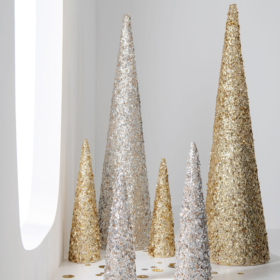 Kegel Pailletten Schuim Goudkleurig Small H46cm J-Line
