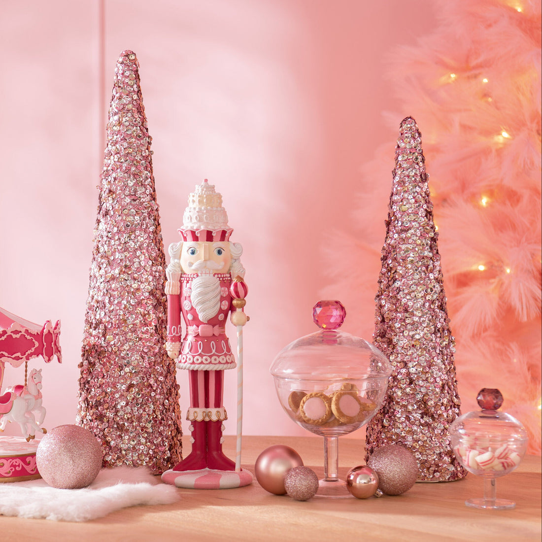 Kegel Pailletten Schuim Lichtroze Medium H56cm J-Line