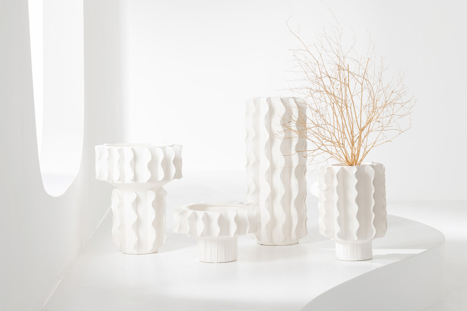 Vaas Helix Rond Keramiek Wit Medium Ø18cmxH26cm J-Line