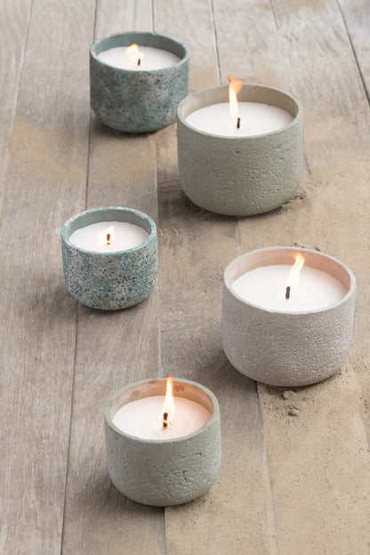 Buitenkaars 16h Rond Paraffine Lichtgroen Small J-Line