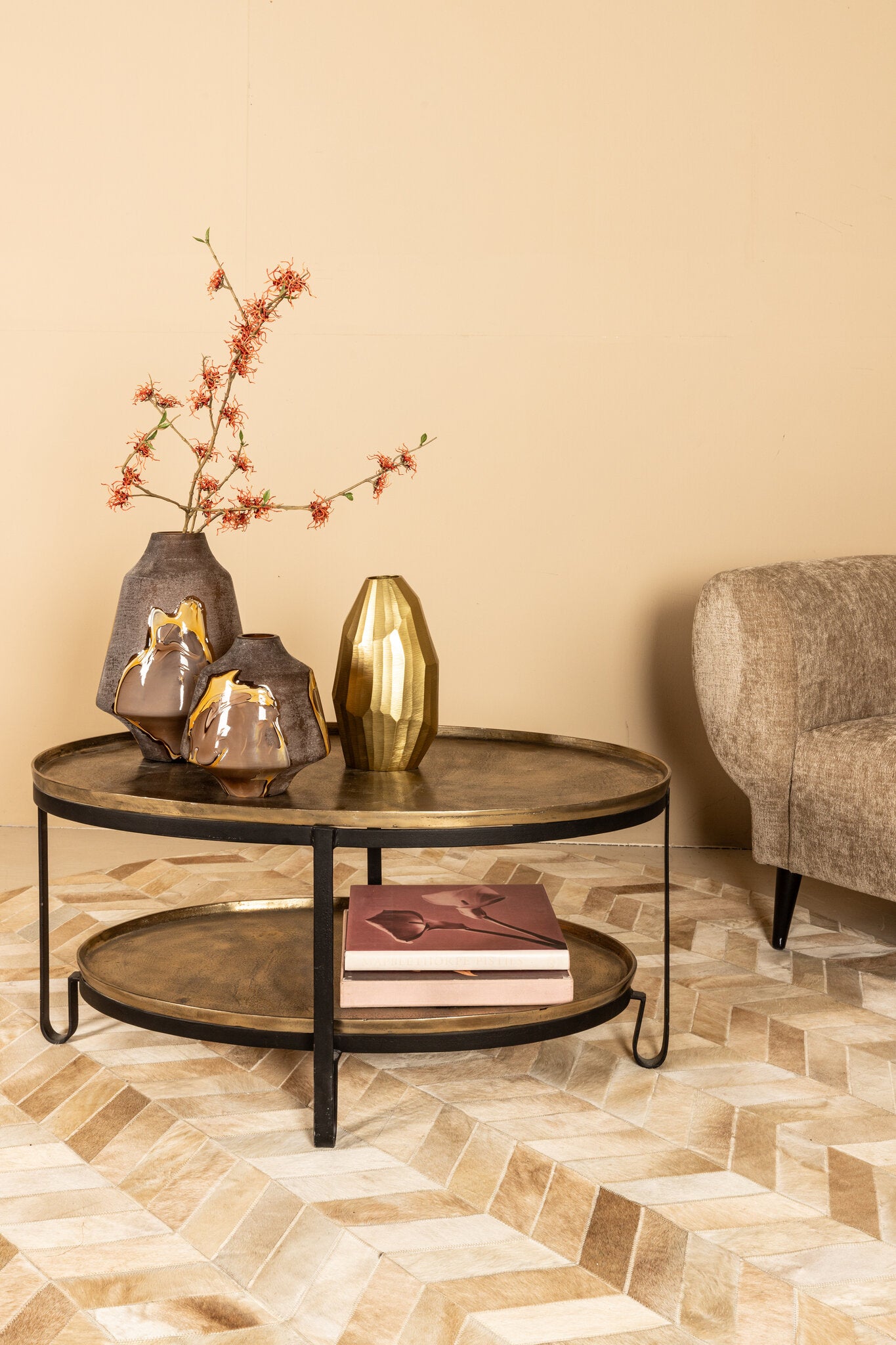 Kae Gold Aluminium Koffietafel 2 Laags Zwart Frame PTMD