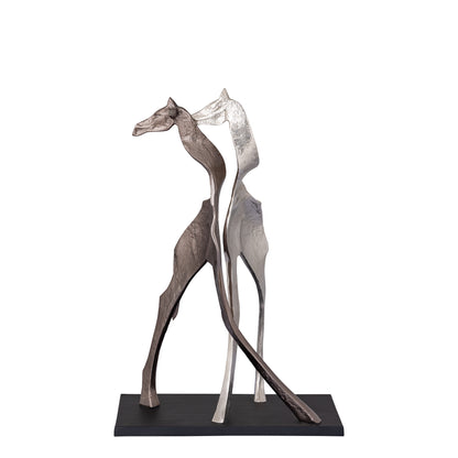 Skye Black Statue Giraffe Small PTMD