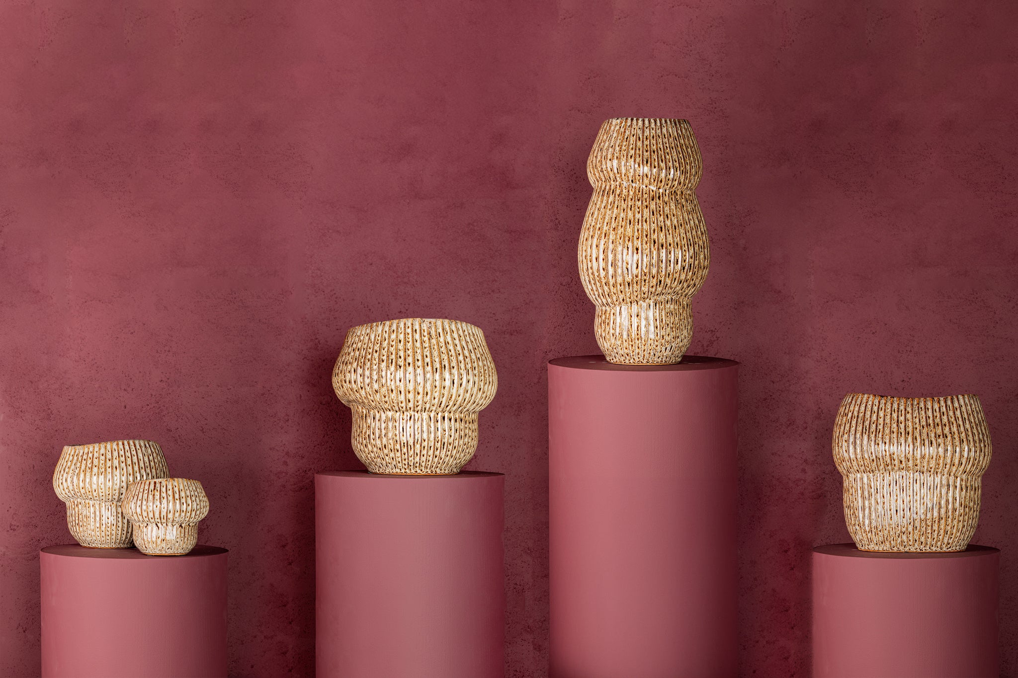 Colby Brown Kersmiek Pot Round Shaped Lines High S Ø16xH30cm PTMD