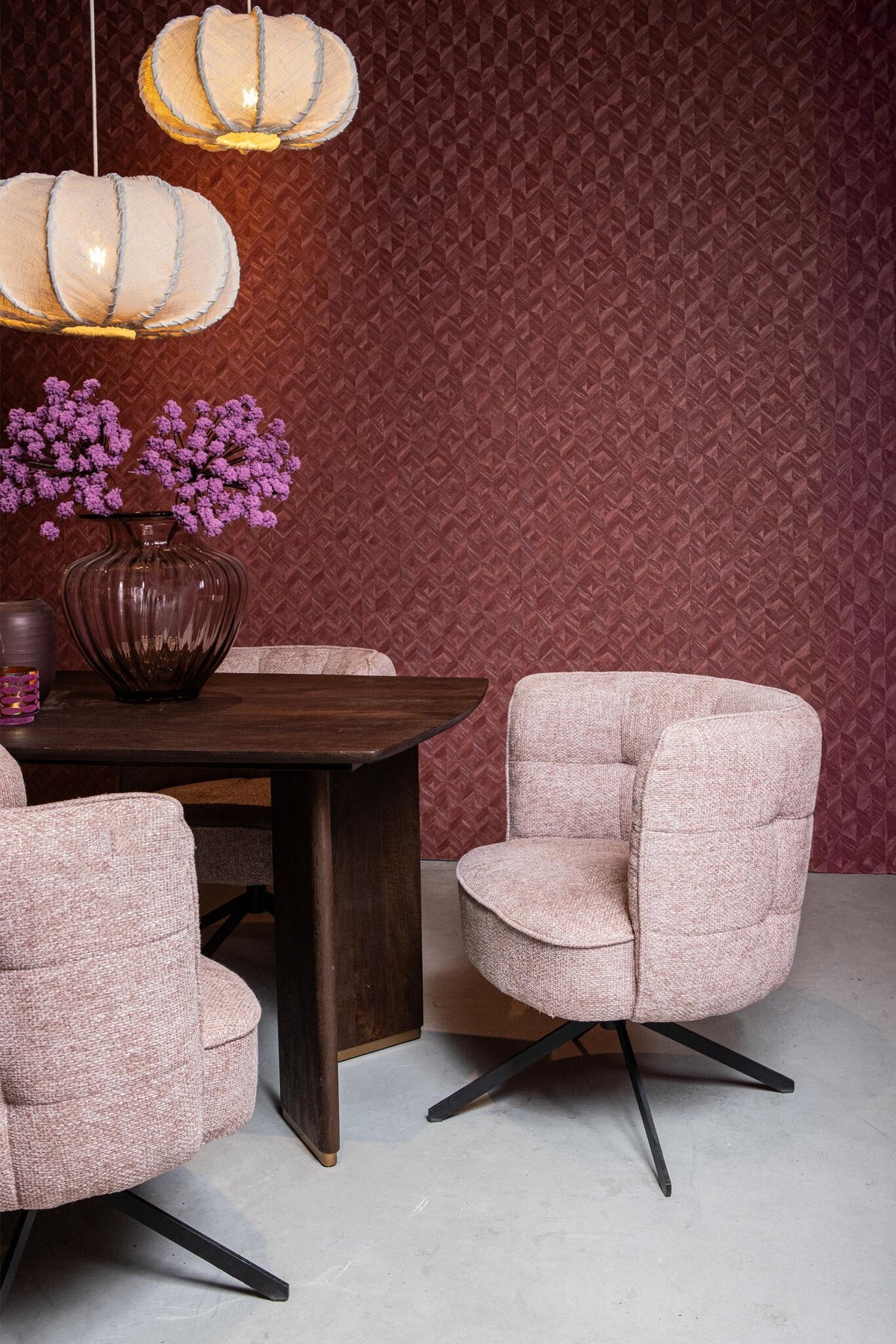 Odin Pink diningchair legacy 14 flamingo black leg PTMD