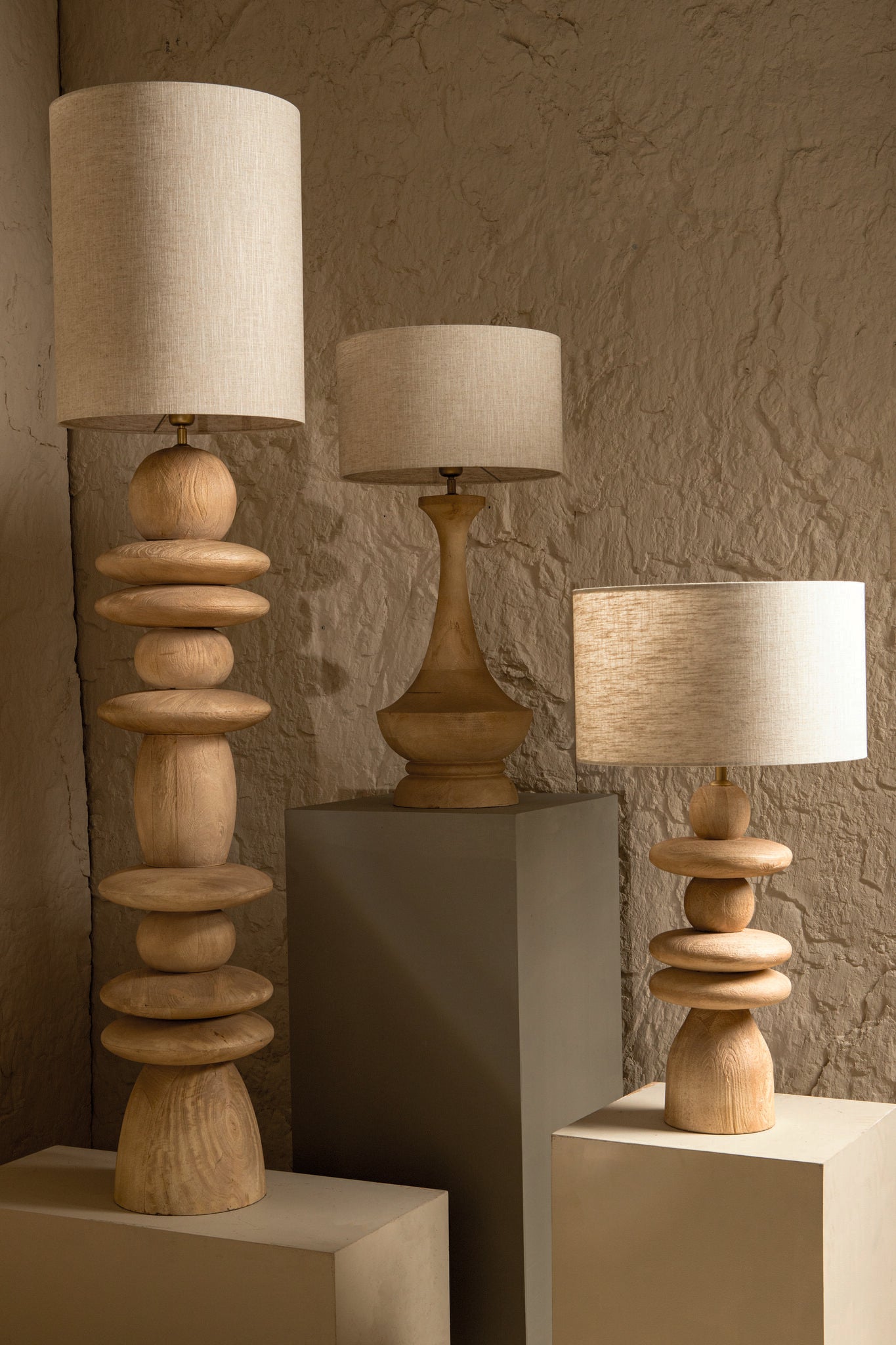Callain Natural mango wood floor lamp base round PTMD