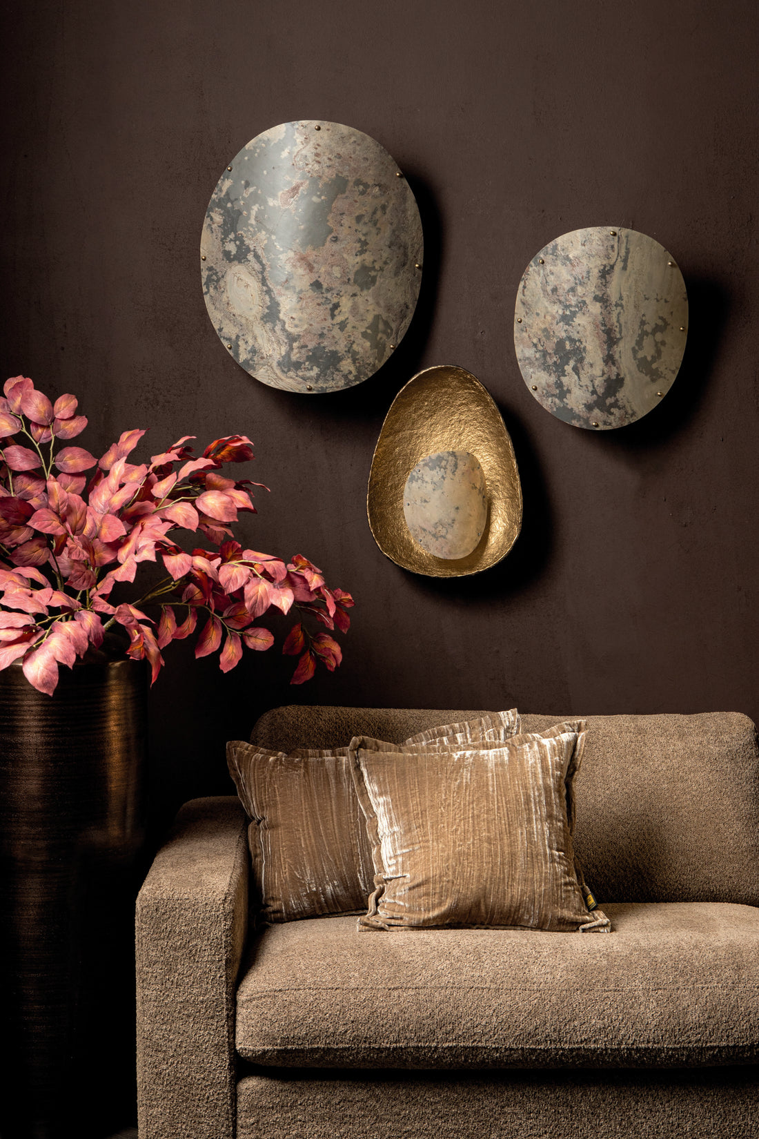 Hen Natural stone veneer wall lamp large PTMD