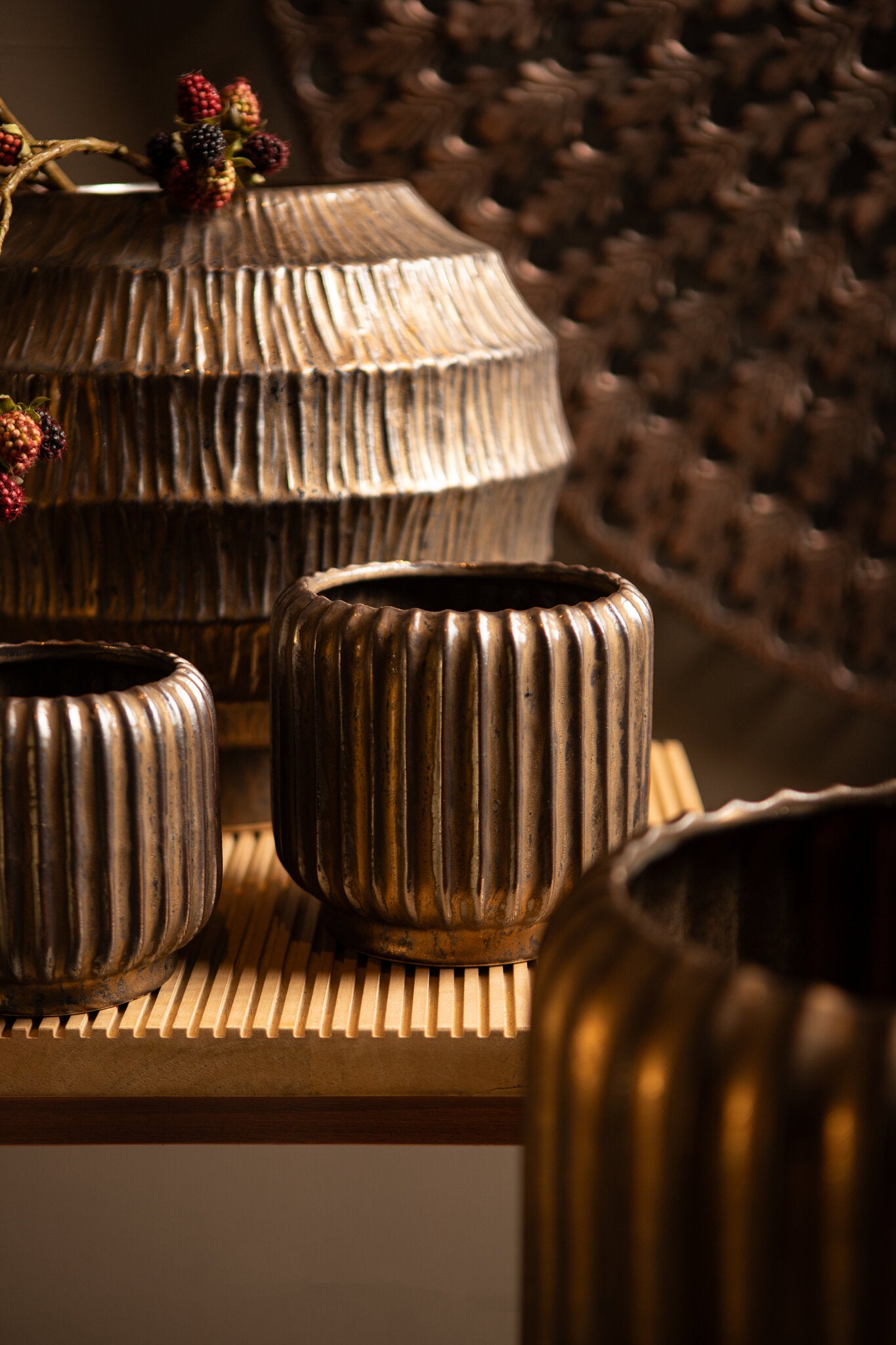 Cherith Bronze Round Ceramic Pot Ribbed L Dia34x30cm PTMD