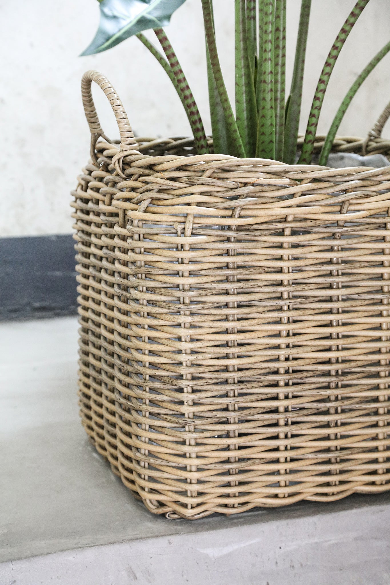 Jezzelle Natural PE Woven Basket Square Set Of 2 PTMD