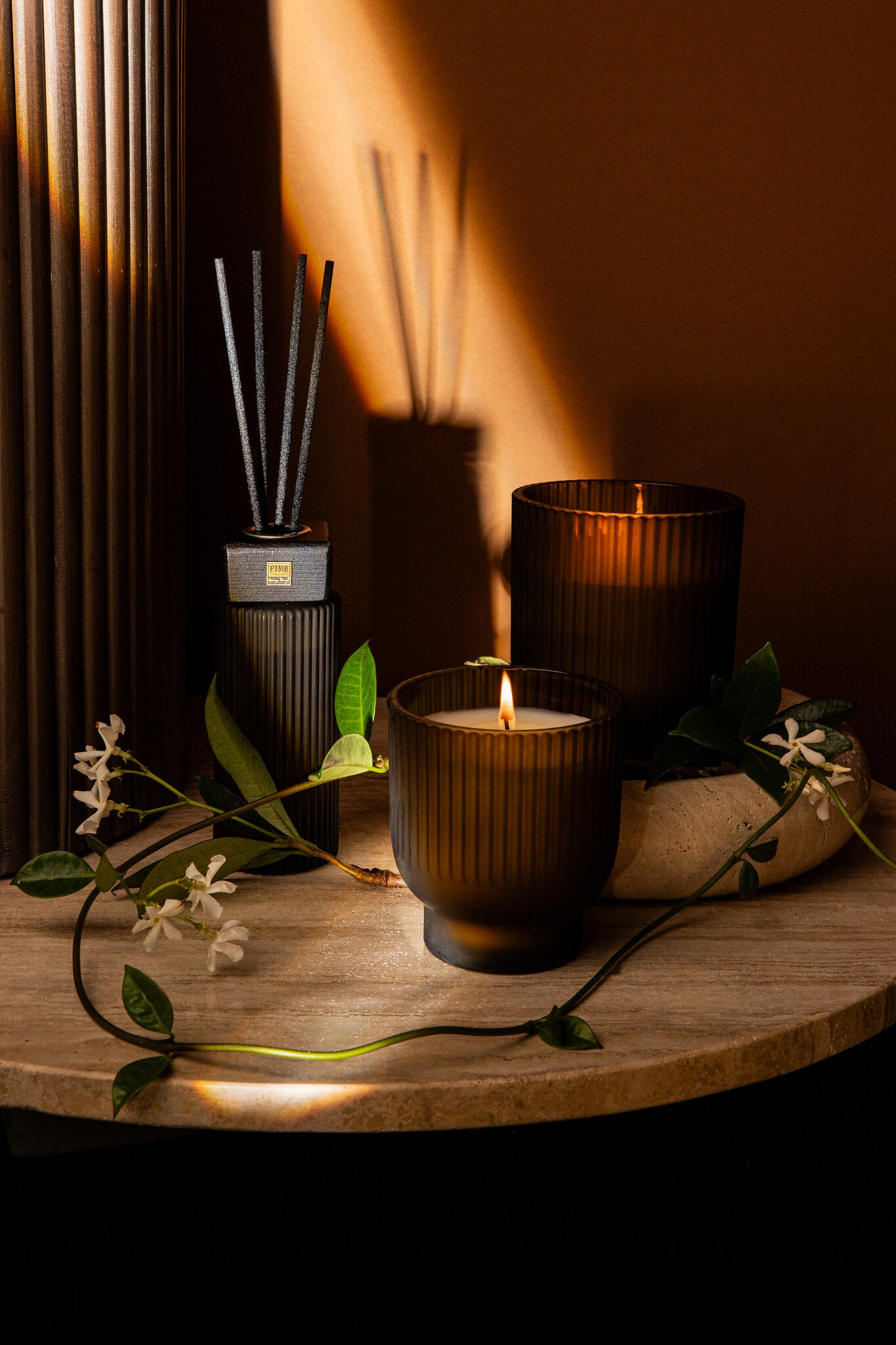 New Elements Woody Bouquet Scented Candle 380g L PTMD